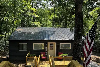 Image de “My Brother’s Place” at Nolin Lake
