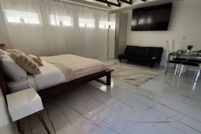 Image de Hideaway Haven: Cozy studio with WiFi, Ac in charming Largo