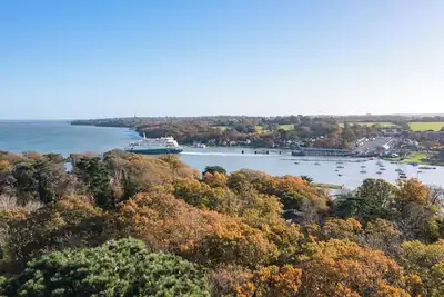 Image de Stone's Throw Away from the English Channel! -Family and Dog Friendly