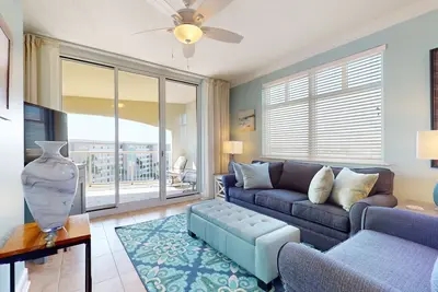 Image de Gorgeous Gulfview condo with full kitchen, shared pool and beach access