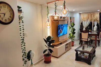 Image de Luxurious Retreat Medellín: 3-Bed Apartment, Blend of Classic and Modern Style