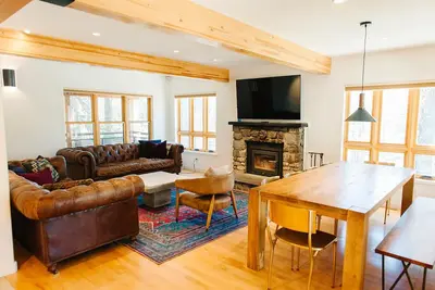 Image de Scandinavian Style 3-bedroom cabin in delightful Soda Springs with WiFi