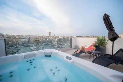 Image de The Address Seafront Penthouse 16 + Hot Tub