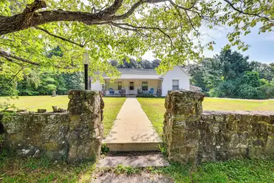 Image de ‘Historic Hawkins House’ Located on Sewanee Campus