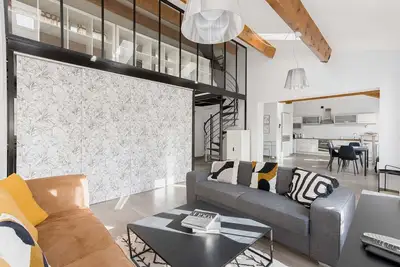 Image de Appartement à Cannes avec 2 chambres à coucher, 6 couchages