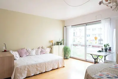 Image de Studio lumineux & calme avec vue sur jardin