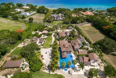 Image de Luxurious & Elegant, Central Location, Sleeps 20