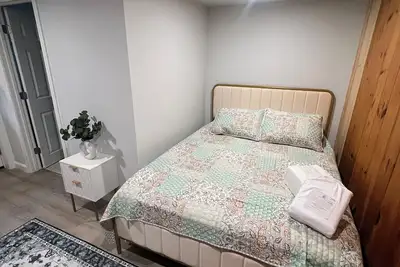 More then a Motel With Garden, Renovated Rooms at heart of Boothbay