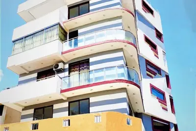 Image de New Fully Furnished 3 Br Ac Condo with Hot tubs with Power Backup in Colombo