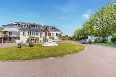 Image de Belle maison à Groffliers avec WiFi
