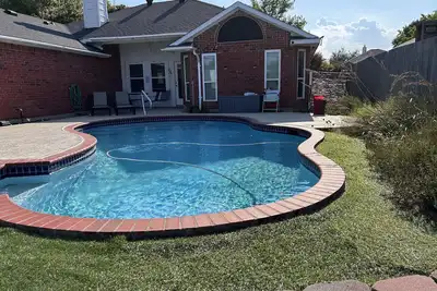 Image de Lovely 4-bedroom house with pool in McKinney