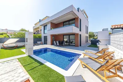 Image de Superbe maison Ă Kastel Stafilic