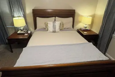 Image de Charming 3-bedroom house with fitness room, art station, WiFi in Oklahoma City