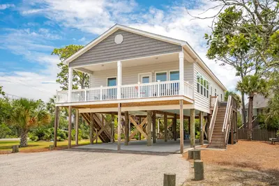 Image de River Views! Easy Walk to Beach Access - 31st W 9th