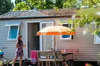 Image de Mobil-home | Comfort | 2 Ch. | 4 pers. | Terrasse simple | A/C