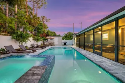 Image de Poolside Oasis - Just Steps to The Sand! - Monthly Beach Rental