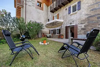Image de Appartement 'Antico Casolare Di Alice' avec vue sur les montagnes, terrasse et Wi-Fi