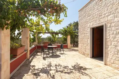 Image de Maison de vacances 'Ladislao' avec terrasse privée, jardin privé et climatisation