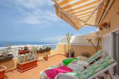 Image de Appartement de vacances 'Apto Magec' avec vue sur la mer, terrasse privée et Wi-Fi