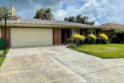 Image de Cheerful 4-Bedroom home with free parking