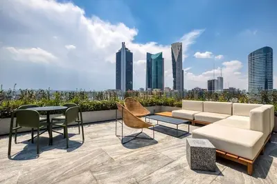 Image de Mr. W | Exceptional Quality | 2br | Balcony | Gym