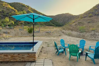 Image de Country Getaway: Hot Tub, Fire pit, and the Stars!