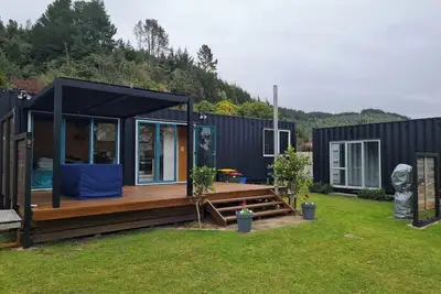 Image de Tiny Home Getaway - a lake retreat