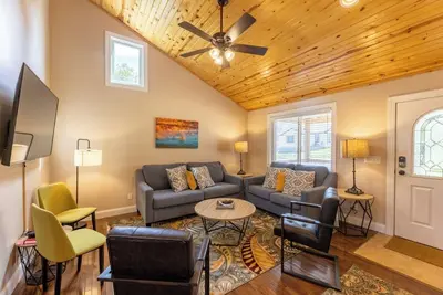 Image de The Family Cabin: 4br/2ba w Fire Pit
