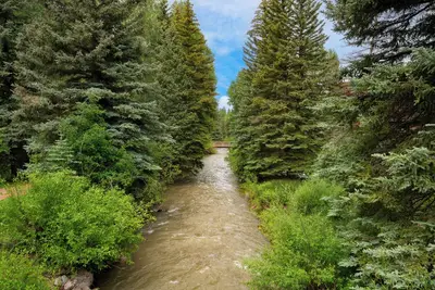 Image de Manitou River House 113 by AvantStay | A+ Location