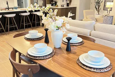 Image de Luxurious 2br/2ba Modern Getaway in Bakersfield