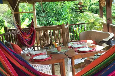 Image de Appartement de vacances Sainte-Rose pour 4 personnes avec 2 chambres à coucher - Maison de vacances