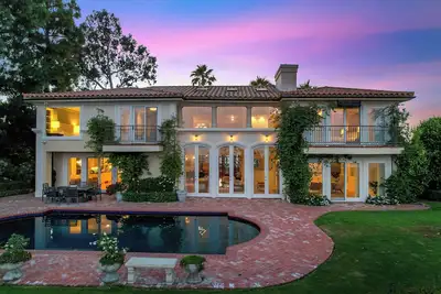 Image de Savona Sanctuary Estate - Italian Villa Stunning Views of Bel Air