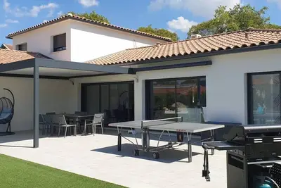 Image de Villa avec piscine 10 personnes côte d'azur, dernière dispo