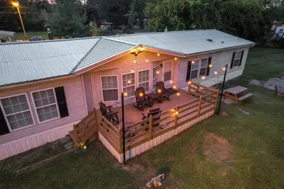 Image de Charming 3-bedroom house in beautiful Buckeye Lake with Boat Dock available