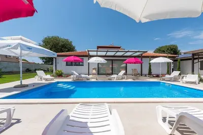 Image de Nino with Shared Pool / One-Bedroom A3 with Terrace