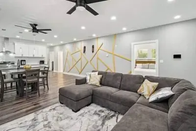 Image de Centrally Located Home in Atlanta-10 Mins from Downtown