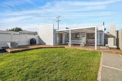 Image de The Olive Corner- Martinborough Holiday Home