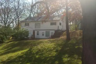 Image de Historic 1860's updated 4 bedroom, 2 bath home