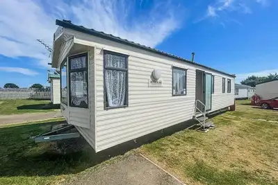 Image de Homely 8 berth caravan at Highfield Grange in Essex ref 26445ba
