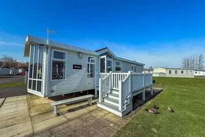 Image de Stunning 6 berth caravan with decking at Southview Holiday Park ref 33175v