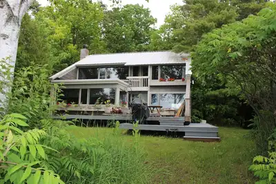 Image de Your Vacation Starts Here: At The Cottage on Good Harbor Bay