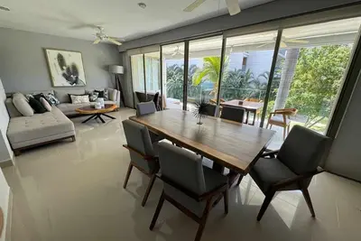 Image de Apartment in Ixtapa 5 minutes from the beach in front of the yacht club!
