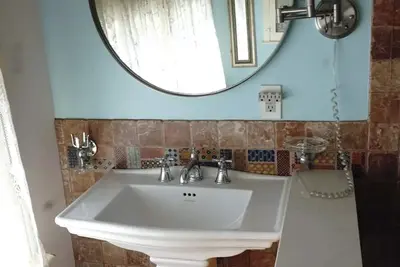 Image de Charming James Bay Guesthouse by Fisherman's Wharf