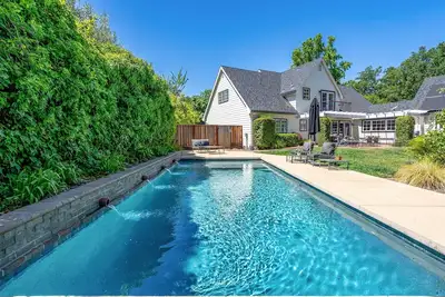 Image de Large Quiet Sonoma Oasis with Pool