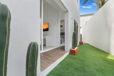 Image de Nouveau Condo avec Jacuzzi Privé à El Médano