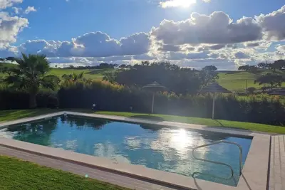 Image de Maison de vacances 'Herdade Monte Gordo - Casa 3' avec piscine partagée, Wi-Fi et climatisation