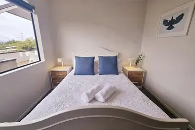 Image de * No Service Fee * Stunning Lake Views