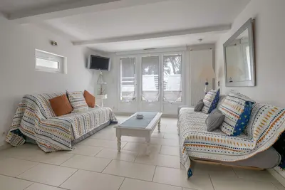 Image de Rez de jardin pour 4 Ă 200m de la mer