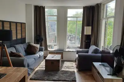Image de Bright and Cozy Apartment in Central Amsterdam Near to all the key Attractions