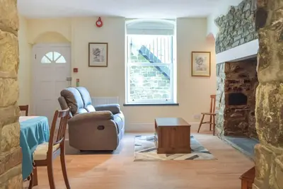 Image de 2 chambres à coucher à Llanfynydd